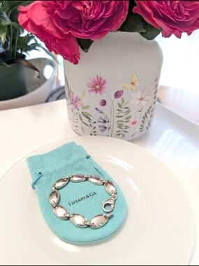 Tiffany & Co. Sterling Silver Link Bracelet with Signature Blue Pouch